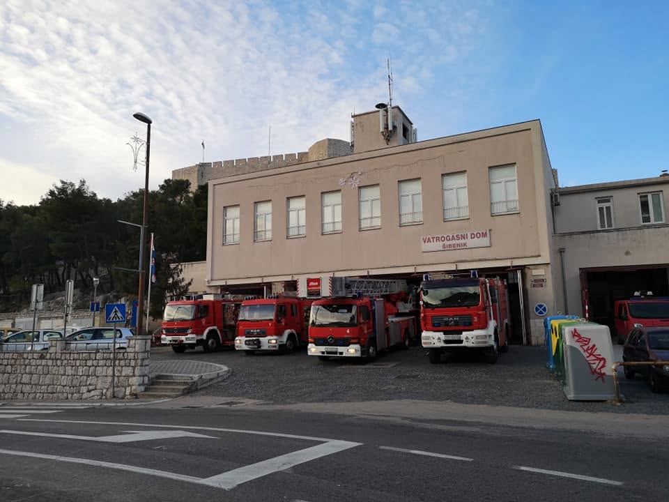 1vatrogasni dom 1vatrogasni dom